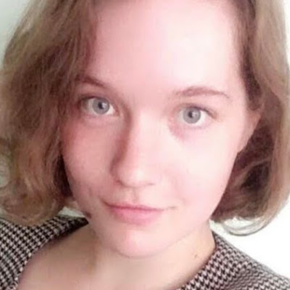 Meet your Posher, Holly